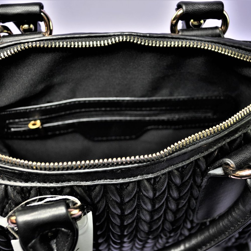 NWT! Austin & York Quilted Black Vegan Leather Crossbody Bag - Picture 5 of 8